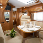 Intérieur cuir camping car